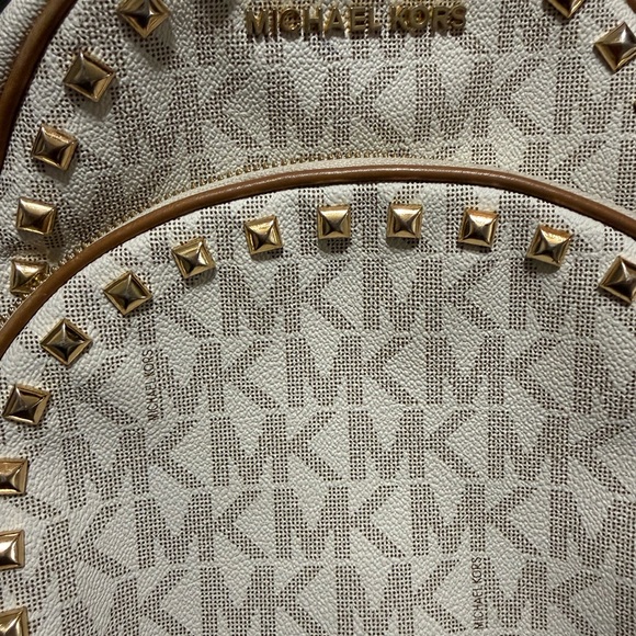 Michael Kors Abbey Medium Studded Pebbled Leather Backpack - Picture 5 of 10